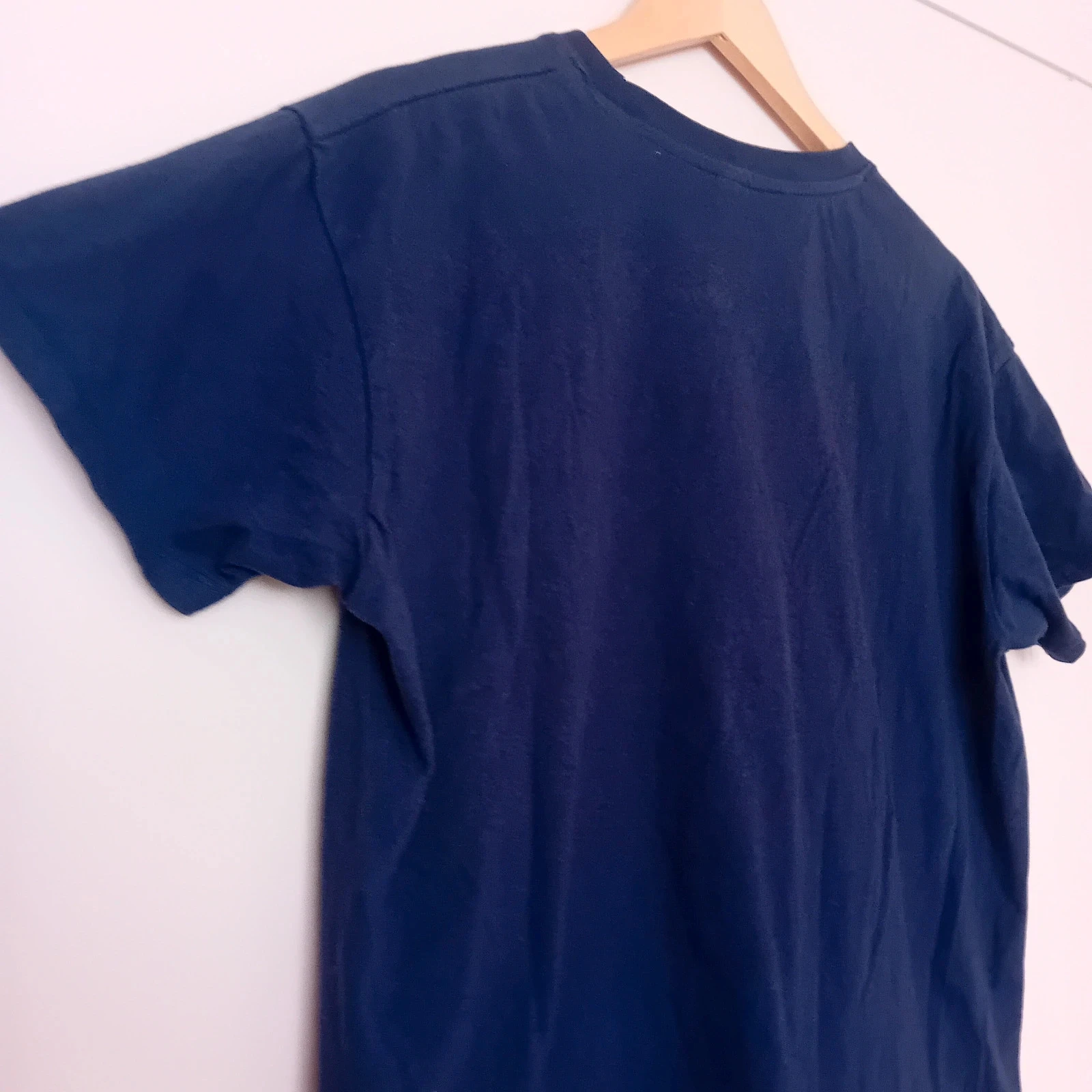 💙 T-shirt azul marinho tamanho L – photo 3